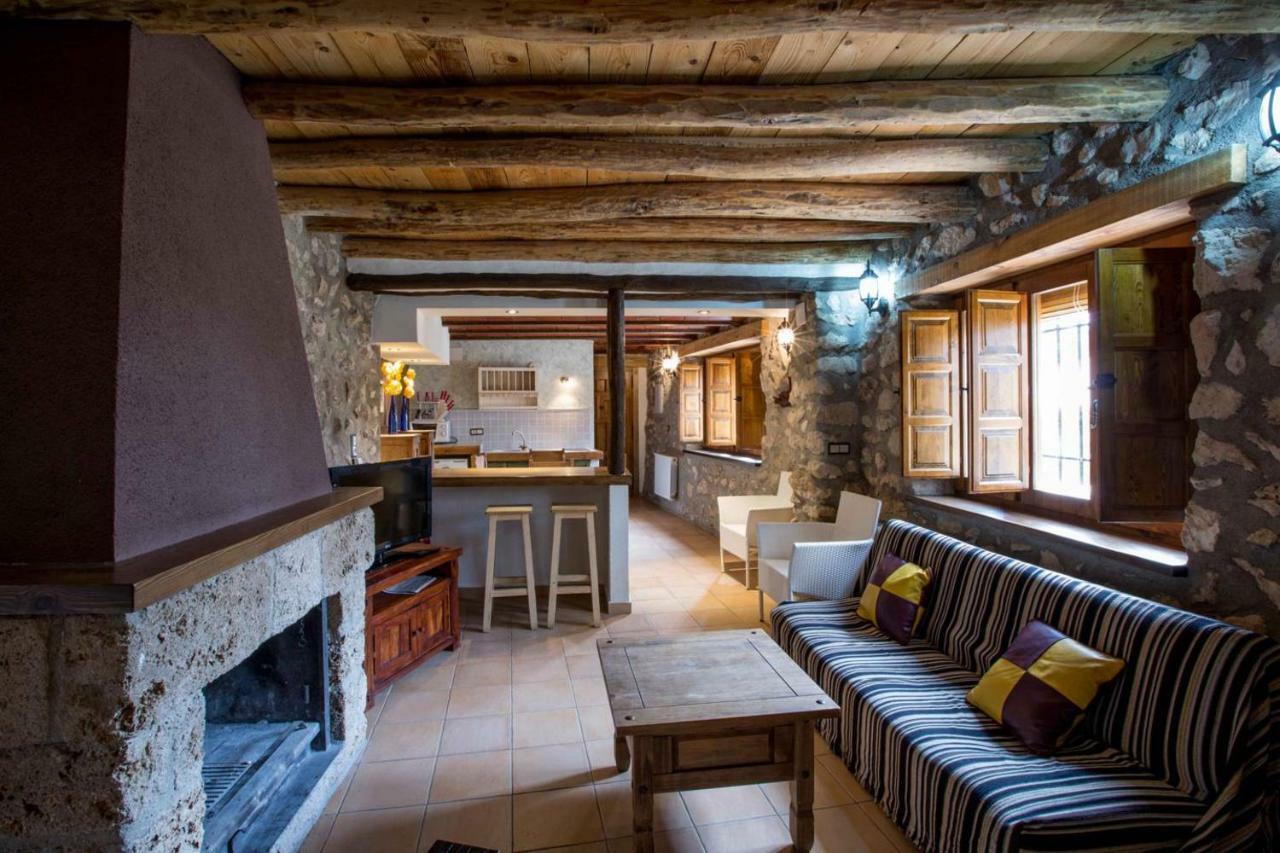 פונטונס Casas Rurales El Nacimiento מראה חיצוני תמונה